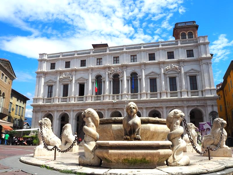 Jak dostać się z Bergamo do Mediolanu? Ceny, czas i najlepszy transport